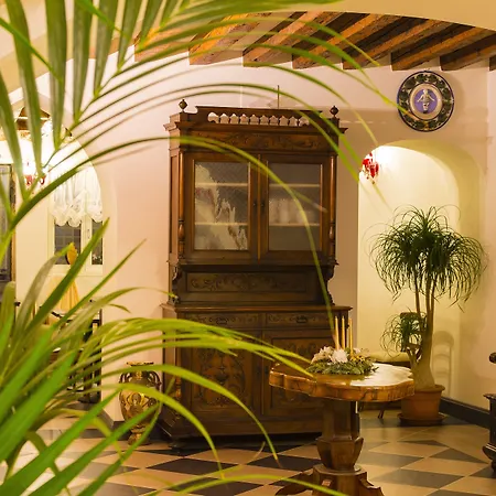 Sant'antonin Hotel 3*