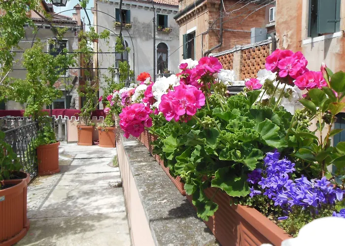 Sant'antonin Hotel