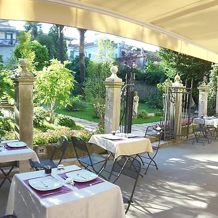 מלון Sant'antonin 3*